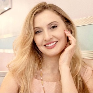 Fundraising Page: Molly Quirk